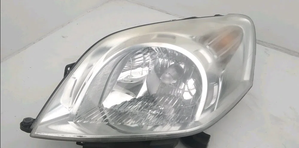 Phare gauche Citroen NEMO Camionnette-Monospace (AA_) 1.4 hdi (2008) 4 portes occasion