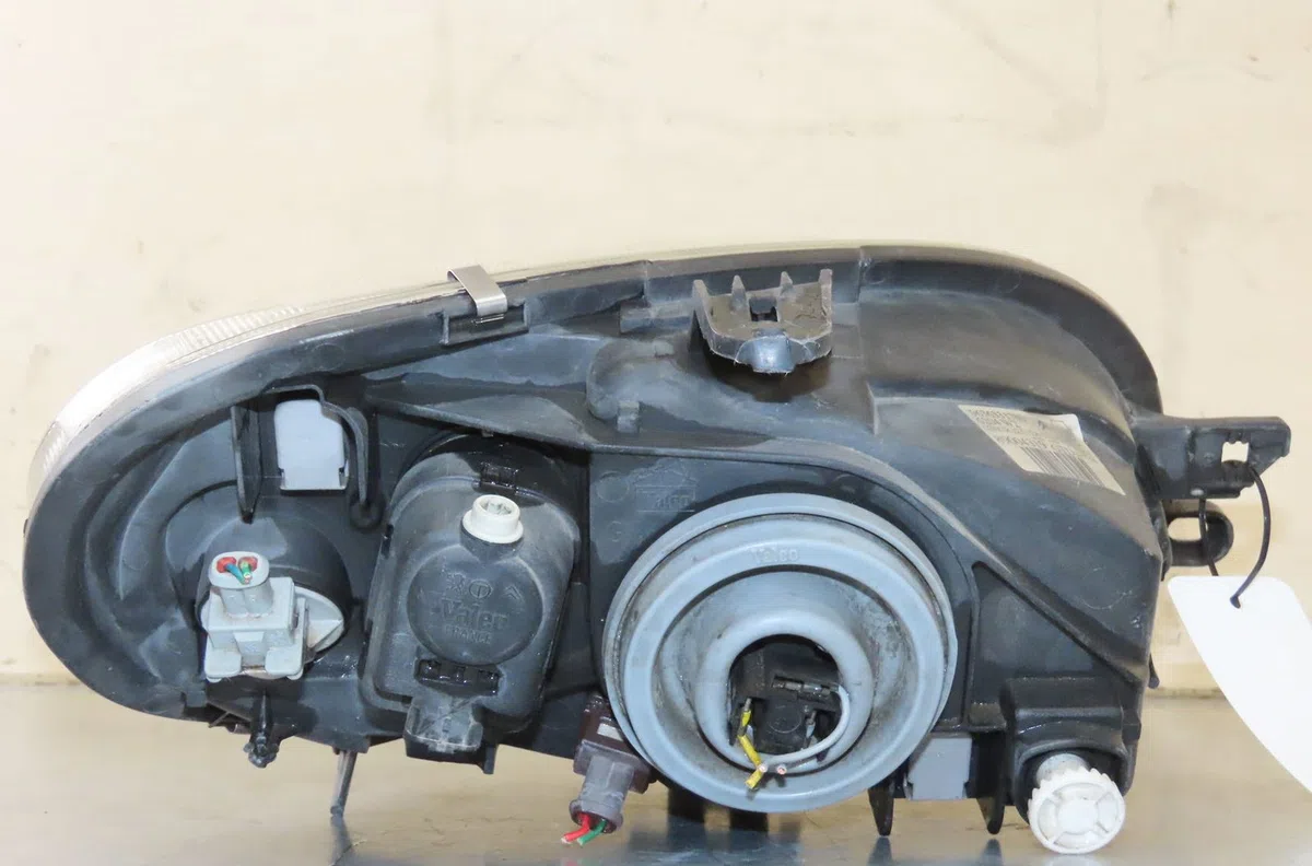 Phare gauche Citroen SAXO (S0, S1) 1.4 vts (1996-2003) occasion