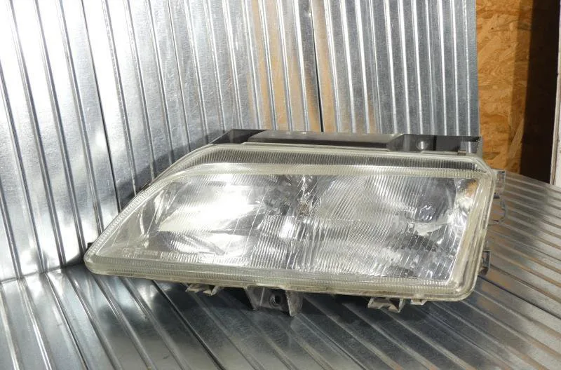 Phare gauche CITROEN XANTIA PHASE 2 occasion