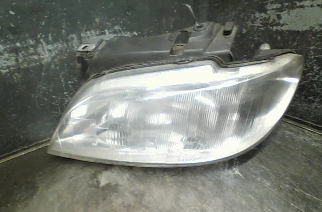 Phare gauche Citroën XSARA Break (N2) 1.9 td (1997-2000) occasion