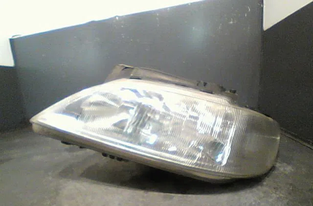 Phare gauche Citroën XSARA (N1) 2.0 hdi 90 (1999-2005) occasion