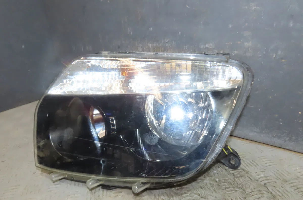 Phare gauche Dacia DUSTER (HS_) 1.5 dci 4x4 (hsmc, hsmd) (2010-2018) 5 portes occasion