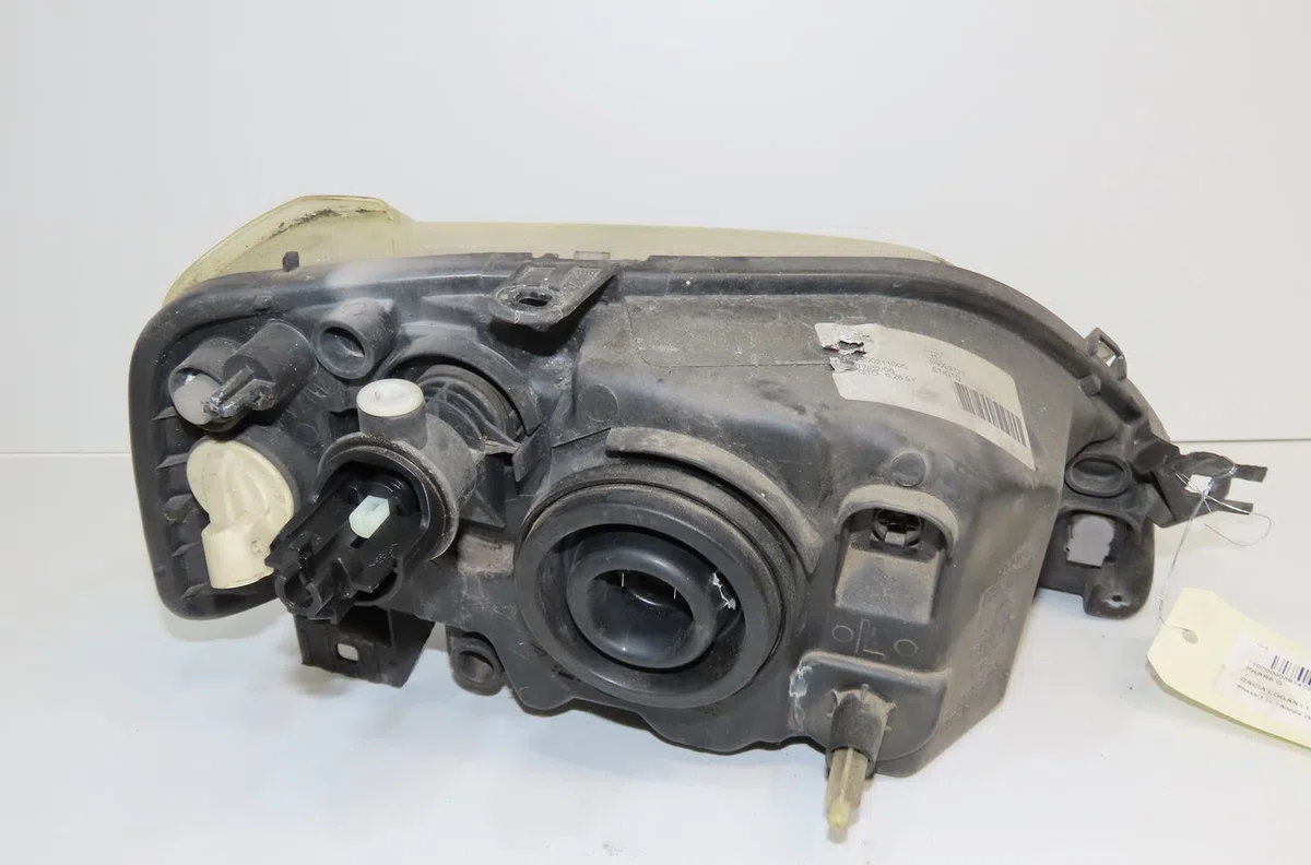 Phare gauche Dacia LOGAN (LS_) 1.5 dci (ls0k) (2006-2012) occasion