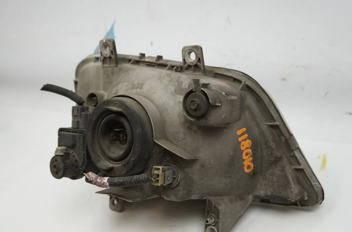 Phare gauche Daihatsu TERIOS (J1_) 1.3 4wd (j100) (1997-2000) 5 portes occasion