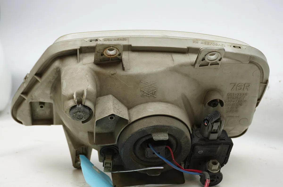 Phare gauche Daihatsu TERIOS (J1_) 1.3 4wd (j102) (2000-2005) occasion