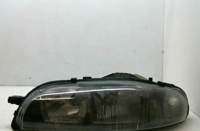 Phare gauche Fiat BRAVA (182_) 1.4 12 v (182.ba) (1995-1998) occasion
