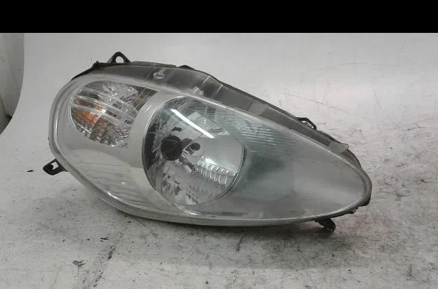 Phare gauche Fiat GRANDE PUNTO (199_) 1.3 d multijet (2008) occasion
