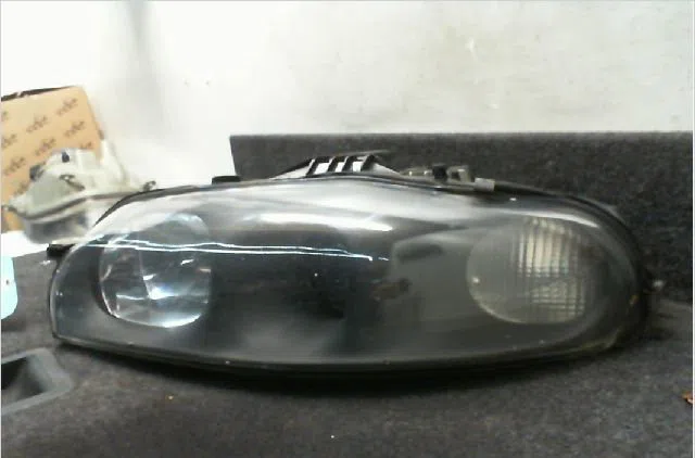 Phare gauche Fiat MAREA (185_) 1.9 jtd 105 (185axn1a) (1998-2002) occasion