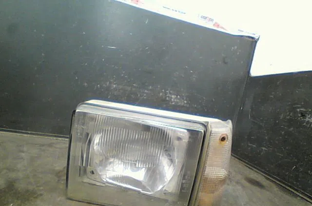 Phare gauche Fiat PANDA (141_) 1000 i.e. cat (1987-1998) occasion