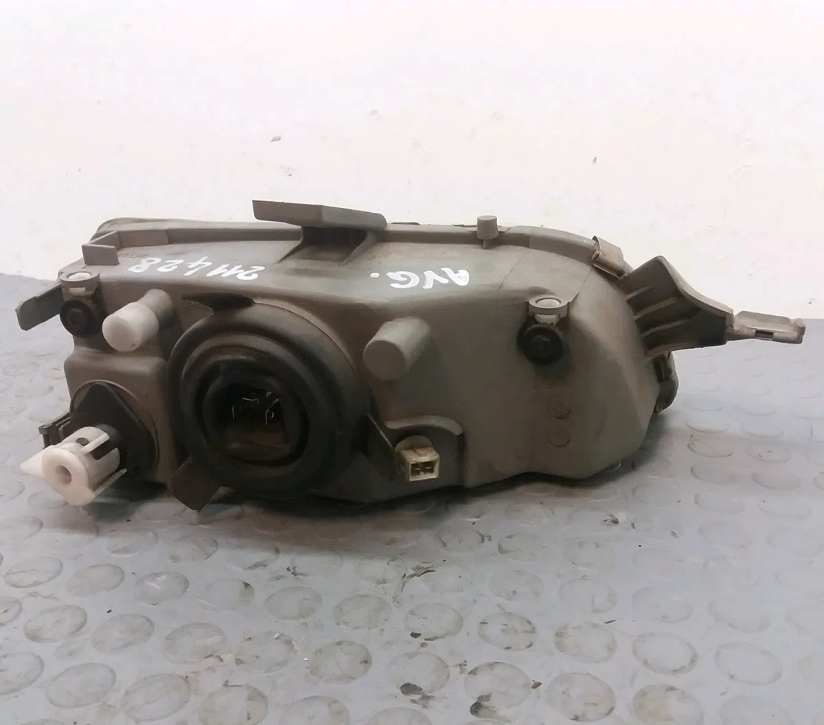 Phare gauche Fiat PUNTO (176_) 60 1.2 (176ap, 176ar, 176aq, 176bb) (1993-1999) occasion