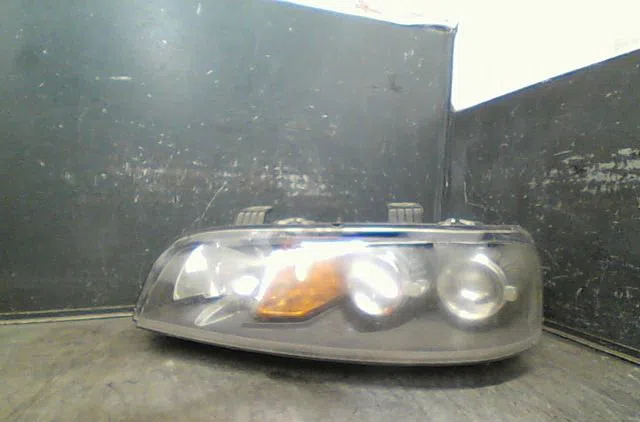 Phare gauche Fiat PUNTO (188_) 1.2 60 (188.030, .050, .130, .150, .230, .250) (1999-2010) occasion