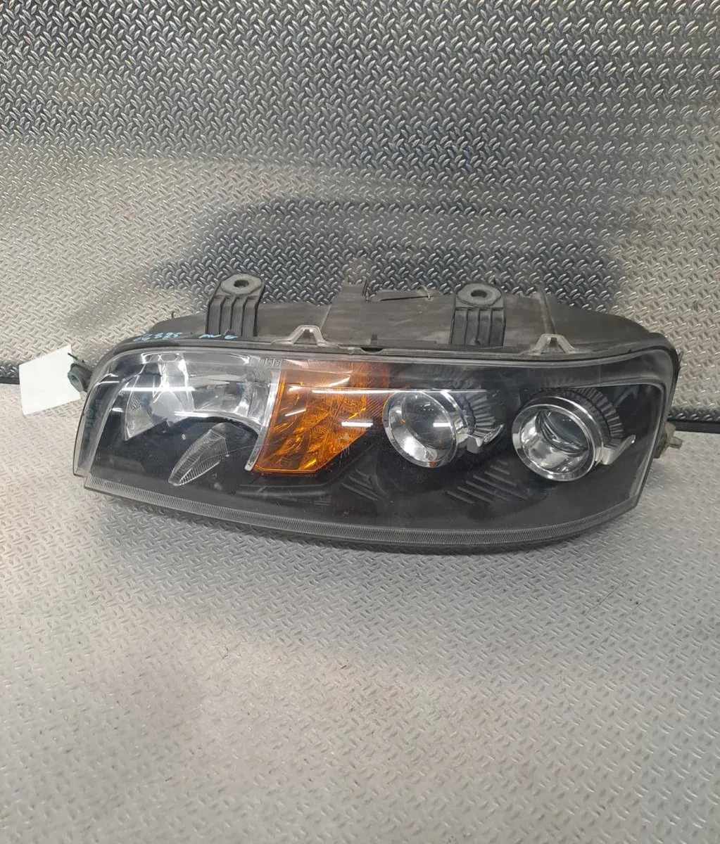 Phare gauche Fiat PUNTO (188_) 1.2 60 (188.030, .050, .130, .150, .230, .250) (1999-2010) occasion
