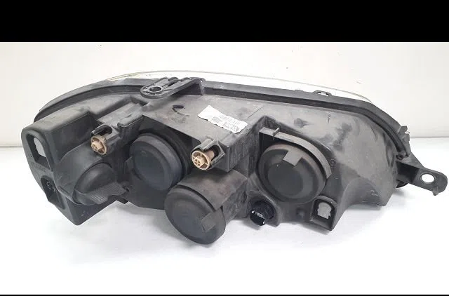 Phare gauche Fiat PUNTO (188_) 1.3 jtd 16v (2003-2012) 5 portes occasion