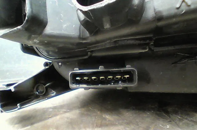 Phare gauche Fiat PUNTO (188_) 1.9 jtd (2001-2012) occasion