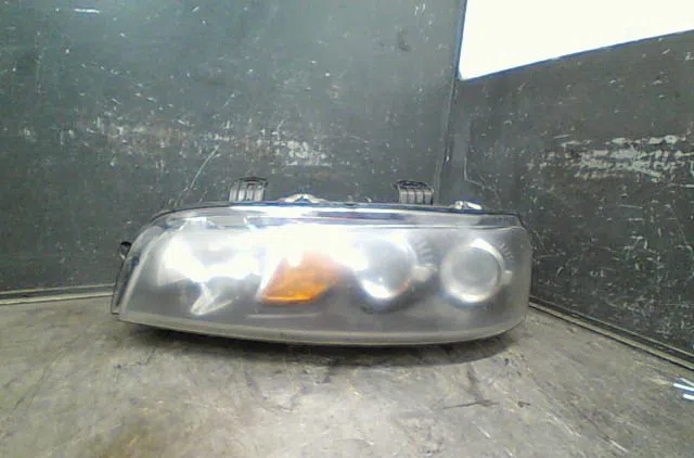 Phare gauche Fiat PUNTO (188_) 1.9 jtd (2001-2012) occasion