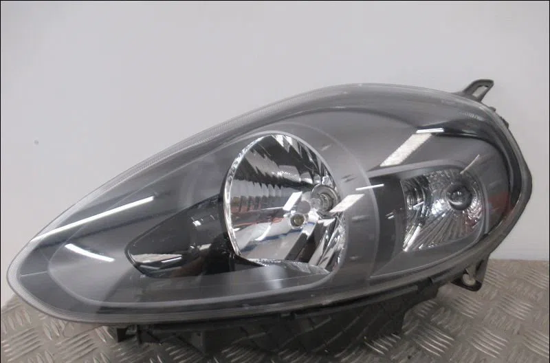 Phare gauche Fiat PUNTO (199_) 1.3 d multijet (2012) occasion