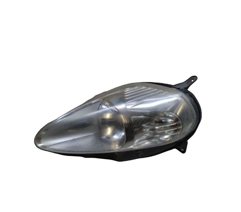 PHARE GAUCHE FIAT PUNTO 51701593