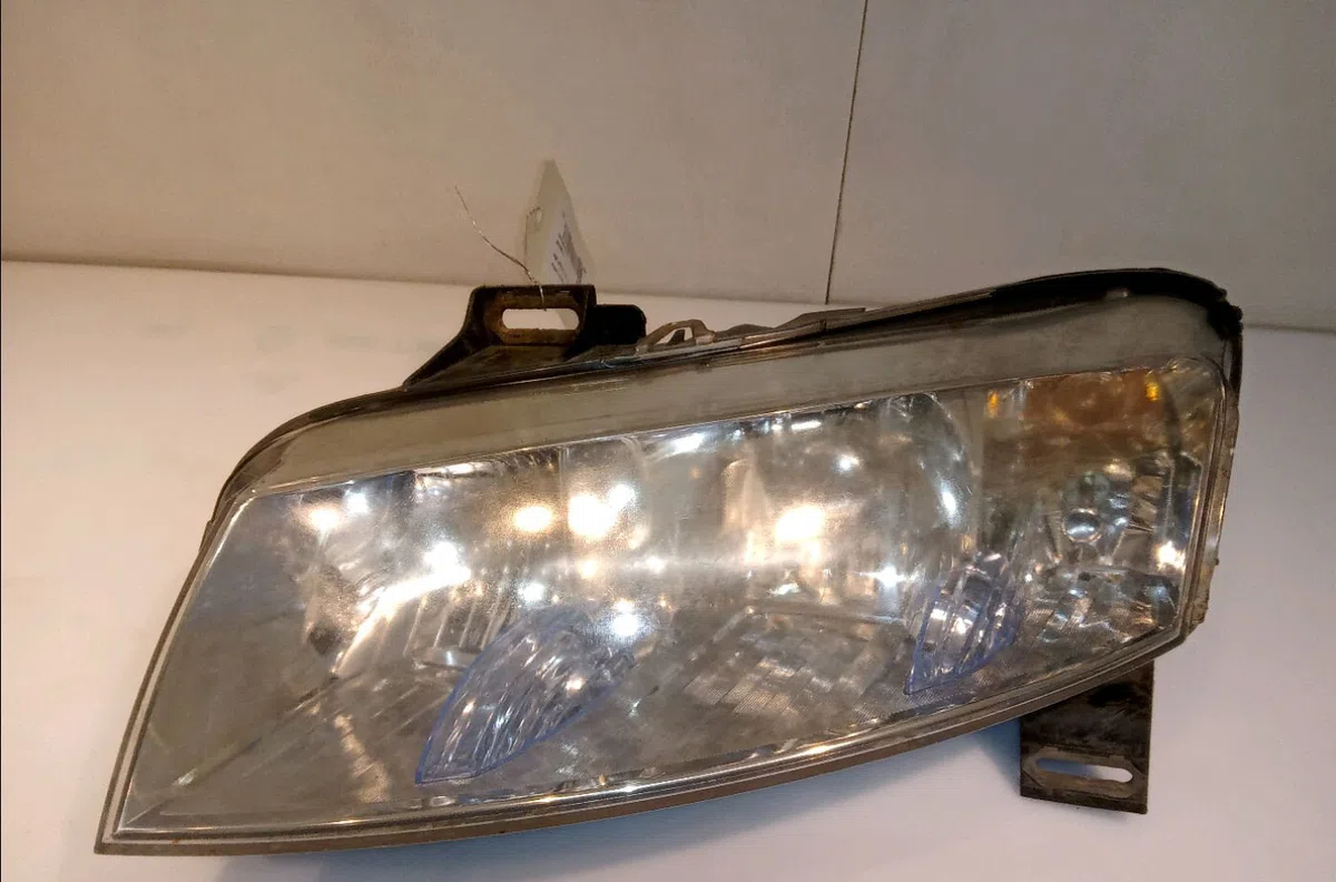 Phare gauche Fiat STILO (192_) 1.9 jtd (192_xe1a) (2001-2006) occasion