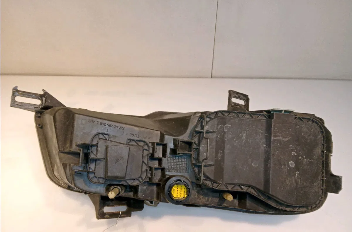 Phare gauche Fiat STILO (192_) 1.9 jtd (192_xe1a) (2001-2006) occasion