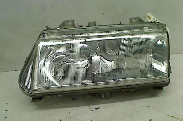 Phare gauche Fiat ULYSSE (220_) 1.9 td (1997-1999) occasion