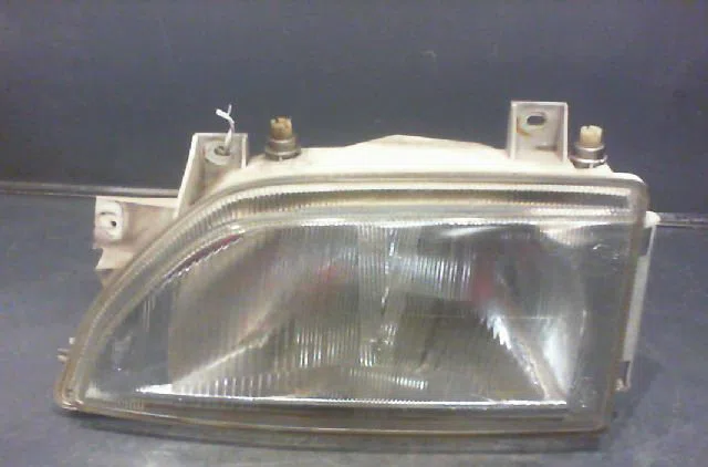 Phare gauche Ford ESCORT V Break (ANL) 1.6 i 16v (1992-1995) occasion
