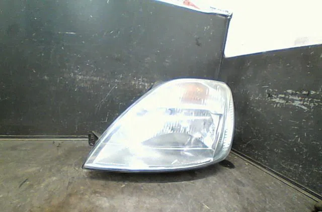 Phare gauche FORD FIESTA 2003 occasion