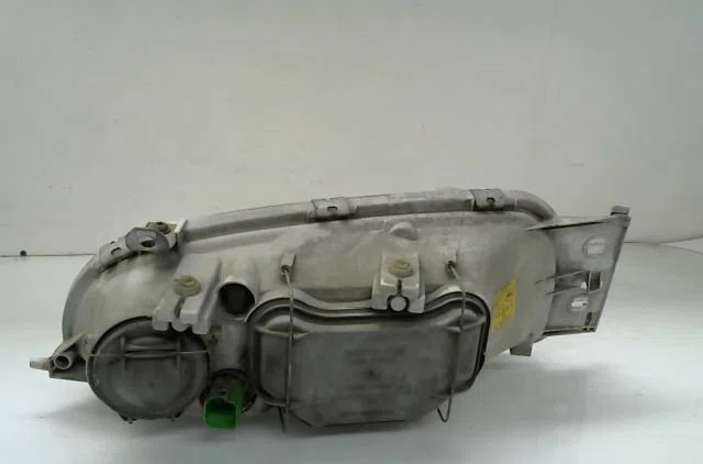 Phare gauche Ford FIESTA Camionnette-Monospace (JV_) D 1.8 (1998-2002) occasion