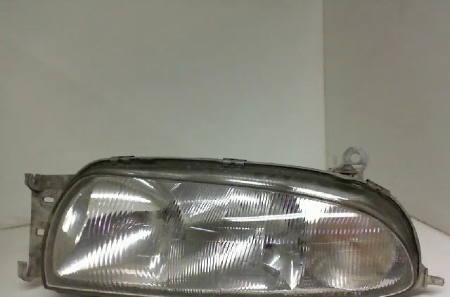 Phare gauche FORD FIESTA IV  1.25i occasion