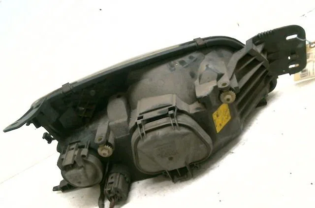 Phare gauche Ford FIESTA IV (JA_, JB_) 1.8 di (2000-2002) occasion