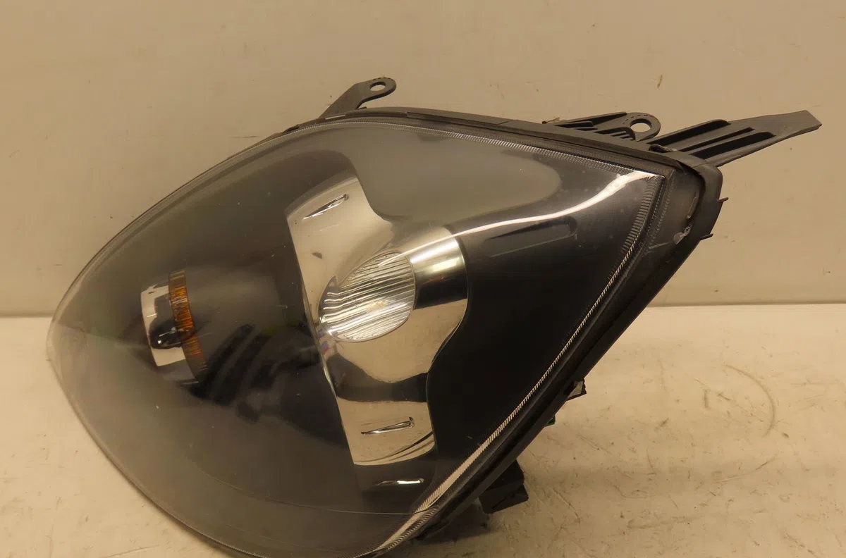 Phare gauche Ford FIESTA V (JH_, JD_) 1.25 16v (2002-2008) occasion