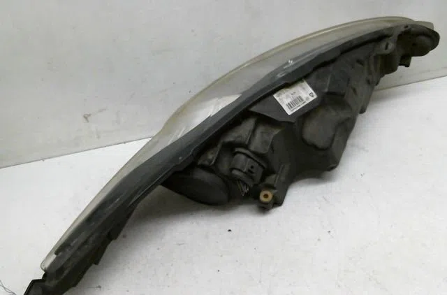 Phare gauche Ford FIESTA VI (CB1, CCN) 1.4 tdci (2010-2012) 3 portes occasion
