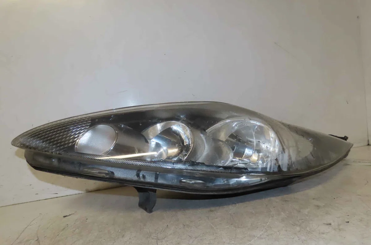 Phare gauche FORD FIESTA VI occasion
