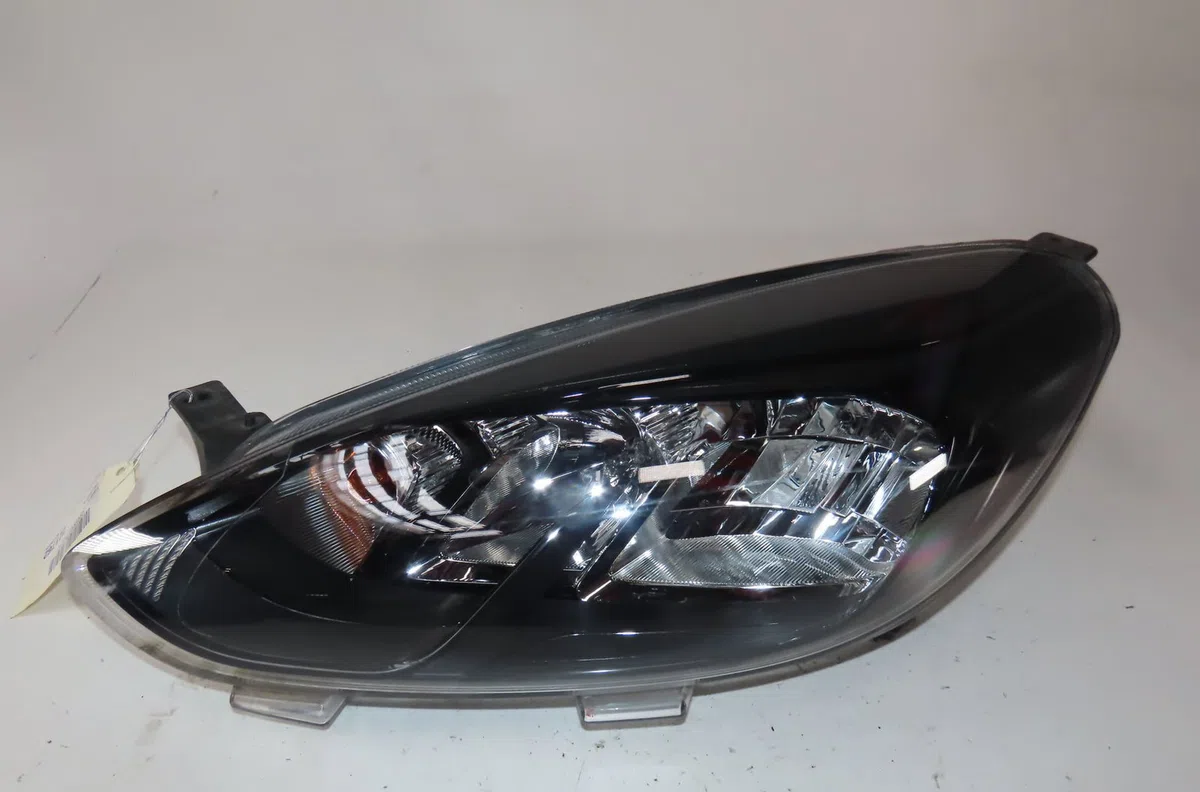 Phare gauche Ford FIESTA VII (HJ, HF) 1.1 ti-vct (2017) occasion