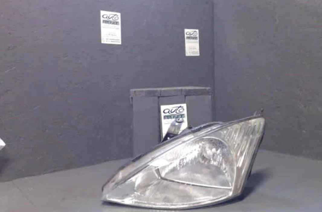 Phare gauche FORD FOCUS 1  FOCUS 1 occasion