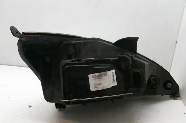 Phare gauche FORD FOCUS I 2001 occasion