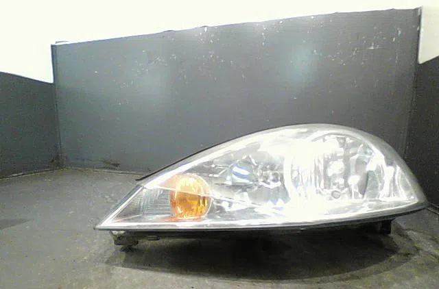Phare gauche Ford FOCUS I Clipper (DNW) 1.8 tdci (2001-2004) occasion