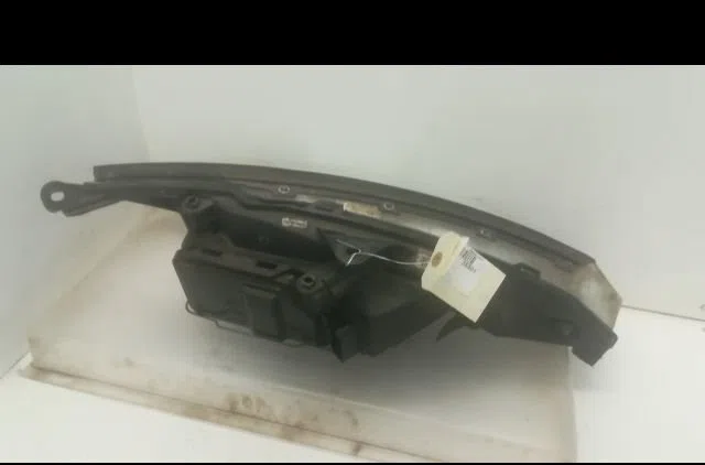 Phare gauche Ford FOCUS I Clipper (DNW) 1.8 turbo di - tddi (1999-2004) occasion