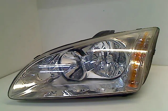 Phare gauche FORD FOCUS II  1.8 TDCI 115ch occasion