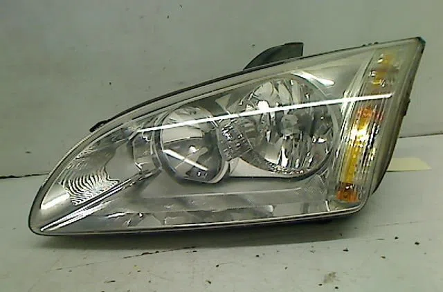Phare gauche Ford FOCUS II A trois volumes (DB_, FCH, DH) 2.0 tdci (2005-2012) occasion