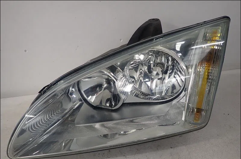 Phare gauche Ford FOCUS II (DA_, HCP, DP) 1.6 tdci (2004-2012) occasion