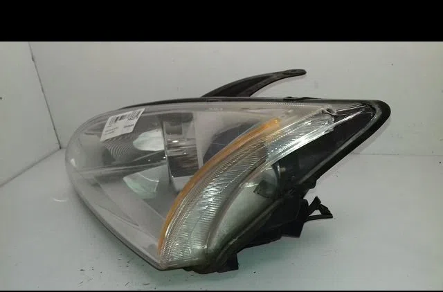 Phare gauche Ford FOCUS II (DA_, HCP, DP) 1.8 tdci (2005-2012) occasion
