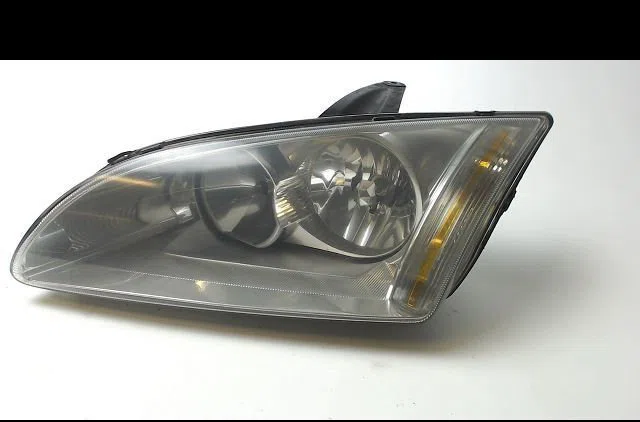 Phare gauche FORD FOCUS occasion