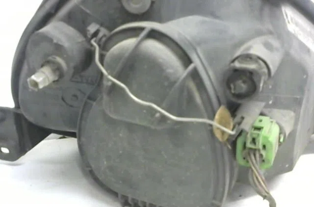 Phare gauche Ford KA (RB_) 1.3 i (1996-2008) occasion