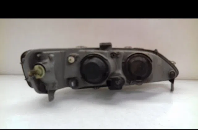 Phare gauche Honda ACCORD VI Hatchback (CH, CL) 1.8 i (ch6) (1999-2002) occasion