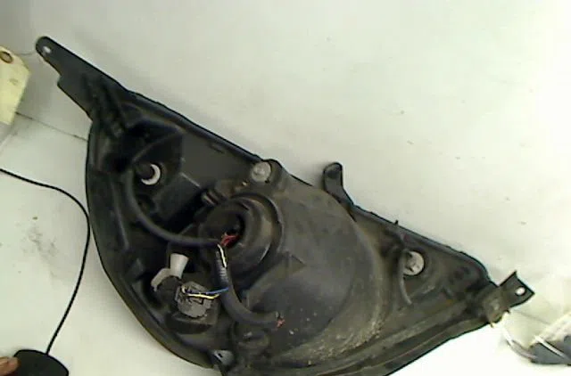Phare gauche Honda JAZZ II (GD_, GE3, GE2) 1.2 i-dsi (gd5, ge2) (2002-2008) 5 portes occasion