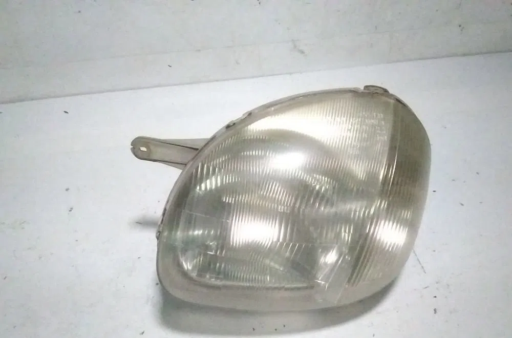Phare gauche HYUNDAI ATOS 2001 occasion