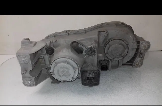 Phare gauche Hyundai COUPE I (RD) 2.0 16v (1996-2002) occasion