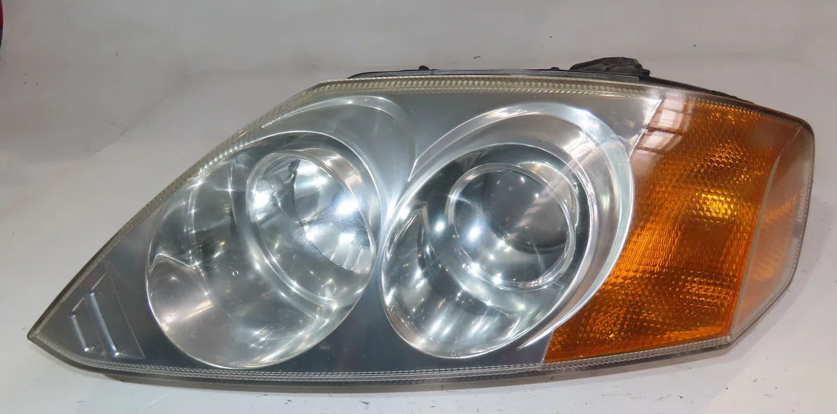 Phare gauche Hyundai COUPE II (GK) 2.0 gls (2003-2009) occasion