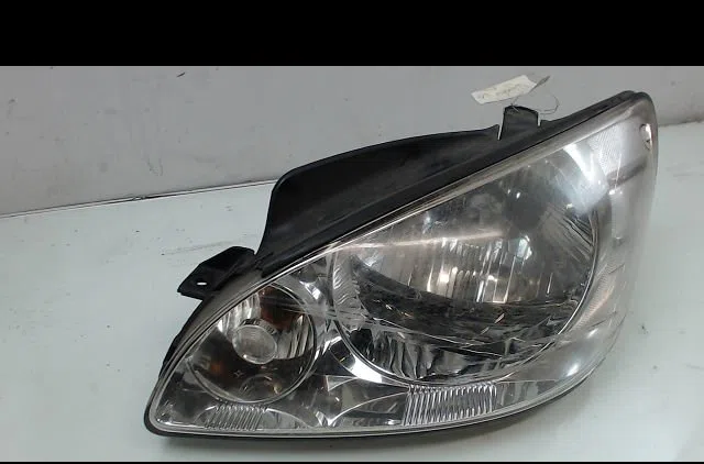 Phare gauche HYUNDAI GETZ occasion