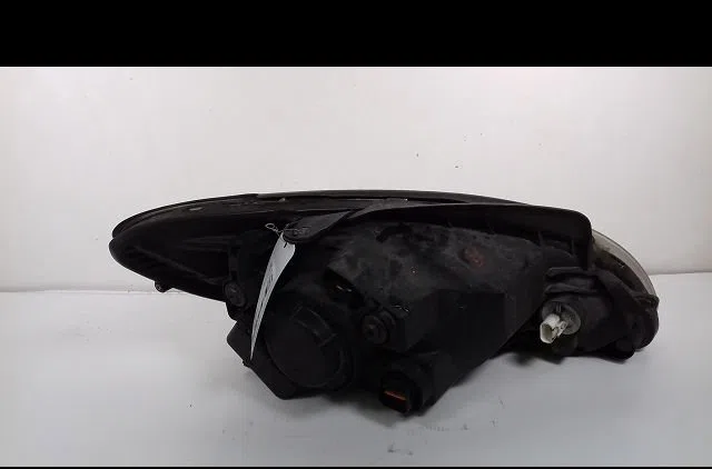 Phare gauche Hyundai GETZ (TB) 1.1 (2002-2005) 5 portes occasion
